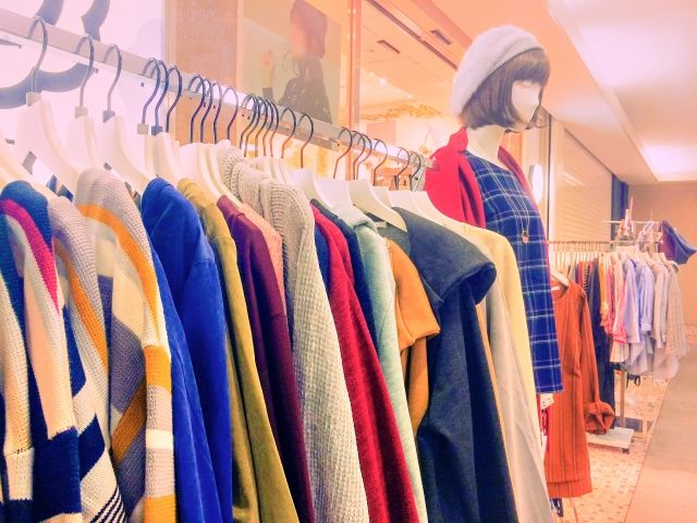 ハンガーにかけられた服